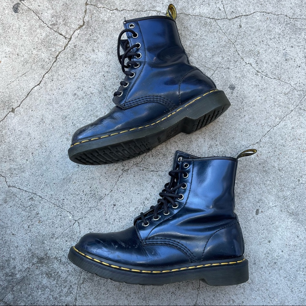 DR. MARTENS 1460 Women's Patent Leather Lace Up Originals Boots Navy Blue 6